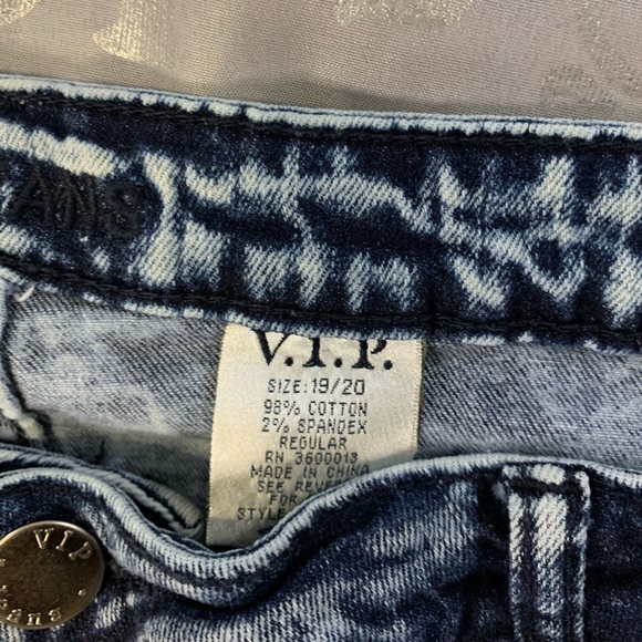 VIP Jeans - Picture 3 of 3